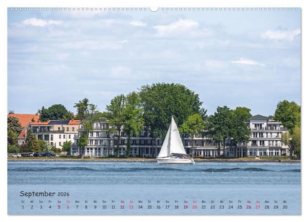 Produktbild: Zwischen See und Himmel - Waren (M&uuml;ritz) im Wandel der Jahreszeiten (Wandkalender 2026 DIN A2 quer), CALVENDO Monatskalender