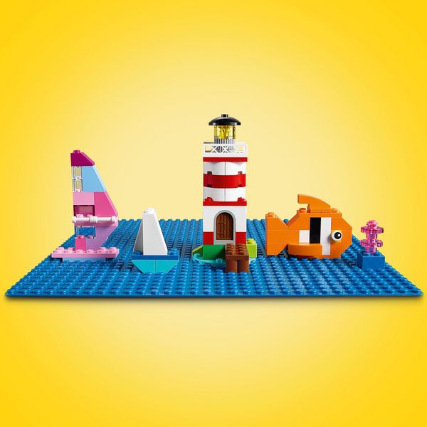 Produktbild: LEGO Classic 11025 Blaue Bauplatte, Grundplatte f&uuml;r LEGO Sets, 32x32 Noppen, in 25x25 cm