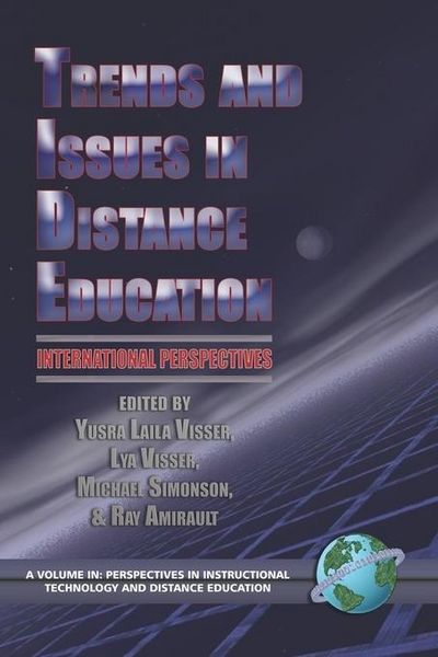 Produktbild: Trends and Issues in Distance Education