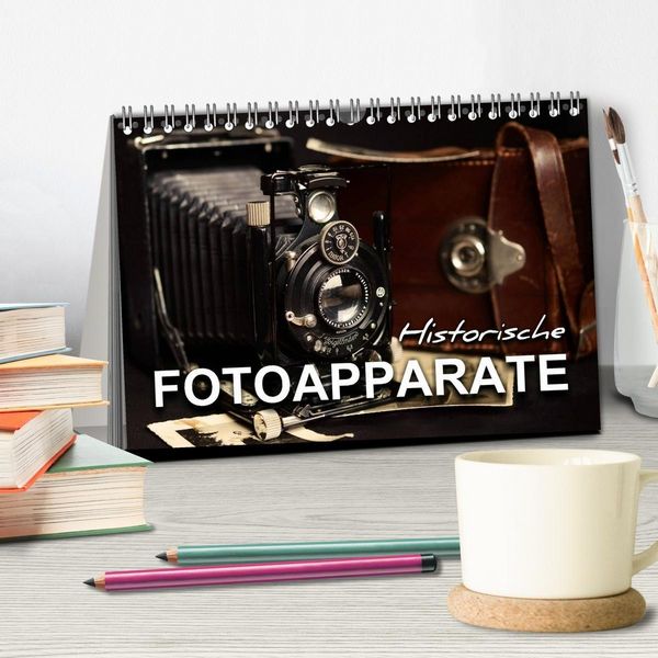 Produktbild: Historische Fotoapparate (Tischkalender 2026 DIN A5 quer), CALVENDO Monatskalender