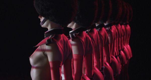 Produktbild: FEU (FEUER) von Christian Louboutin - Le Crazy Horse Paris (inkl. 2D-Version)
