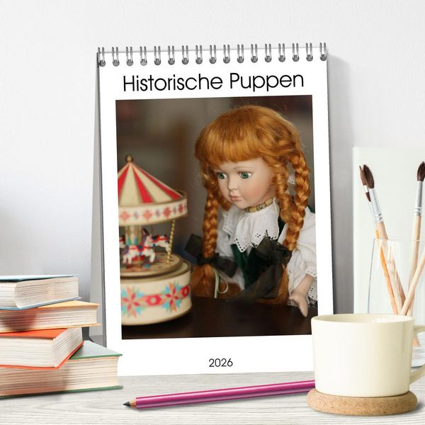 Produktbild: Historische Puppen (Tischkalender 2026 DIN A5 hoch), CALVENDO Monatskalender