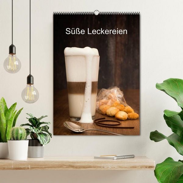 Produktbild: S&uuml;&szlig;e Leckereien (Wandkalender 2026 DIN A2 hoch), CALVENDO Monatskalender