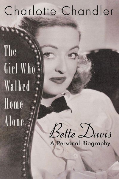 Produktbild: Girl Who Walked Home Alone