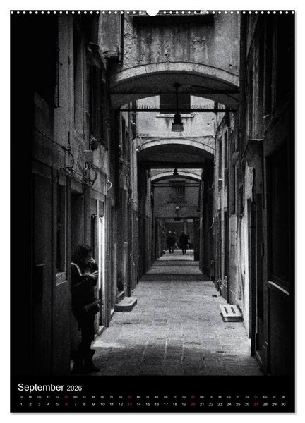 Produktbild: Venice Noir - Das etwas andere Venedig (hochwertiger Premium Wandkalender 2026 DIN A2 hoch), Kunstdruck in Hochglanz