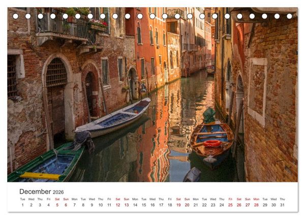 Produktbild: Romantic colors in Venice (Desk Calendar 2026 DIN A5 landscape), CALVENDO 12 Month DeskCalendar