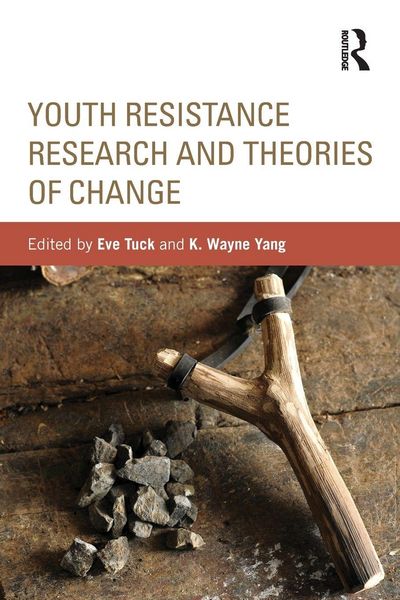 Produktbild: Youth Resistance Research and Theories of Change