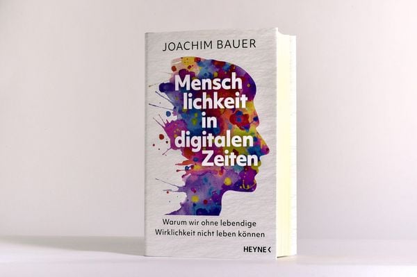 Produktbild: Menschlichkeit in digitalen Zeiten