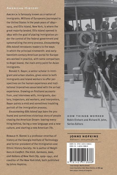 Produktbild: Encountering Ellis Island