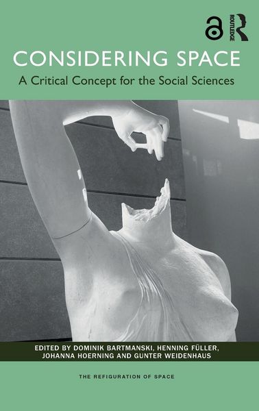 Produktbild: Considering Space