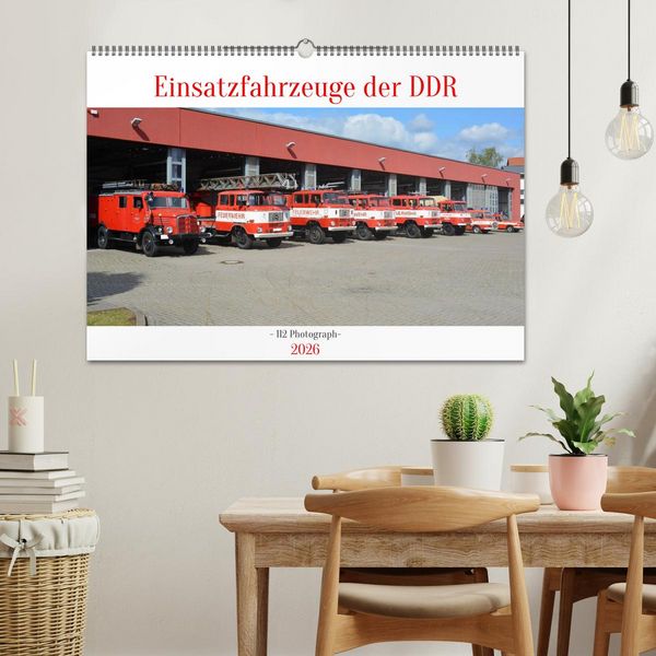 Produktbild: Einsatzfahrzeuge der DDR (Wandkalender 2026 DIN A2 quer), CALVENDO Monatskalender