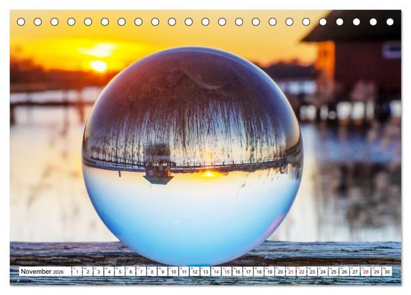 Produktbild: Lensball-Fotografie am Meer (Tischkalender 2026 DIN A5 quer), CALVENDO Monatskalender