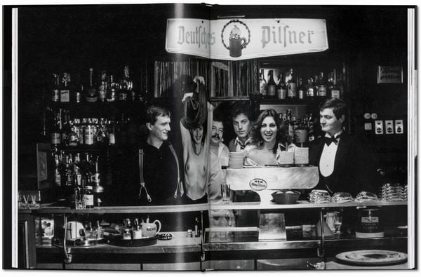 Produktbild: Helmut Newton