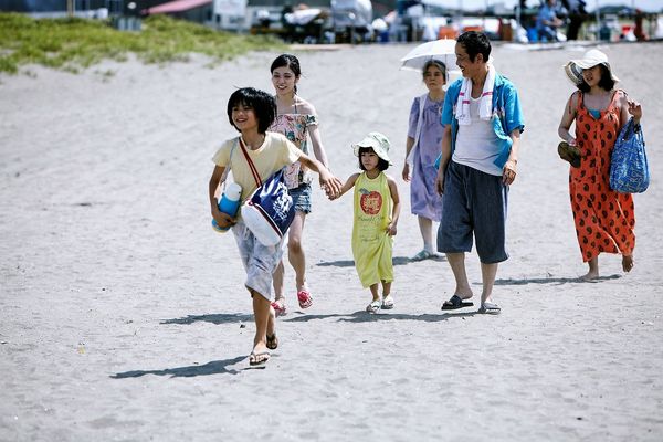 Produktbild: Shoplifters - Familienbande