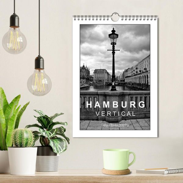 Produktbild: Hamburg Vertical (Wandkalender 2026 DIN A4 hoch), CALVENDO Monatskalender