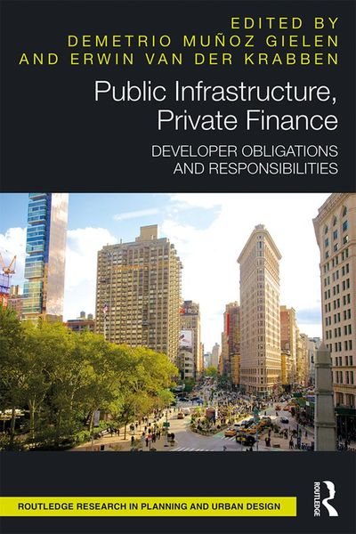 Produktbild: Public Infrastructure, Private Finance
