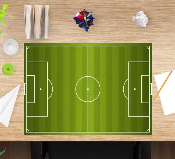 Produktbild: Cover-your-desk Schreibtischunterlage f&uuml;r Kinder Fu&szlig;ballfeld, aus hochwertigem Vinyl , 60 x 40 cm