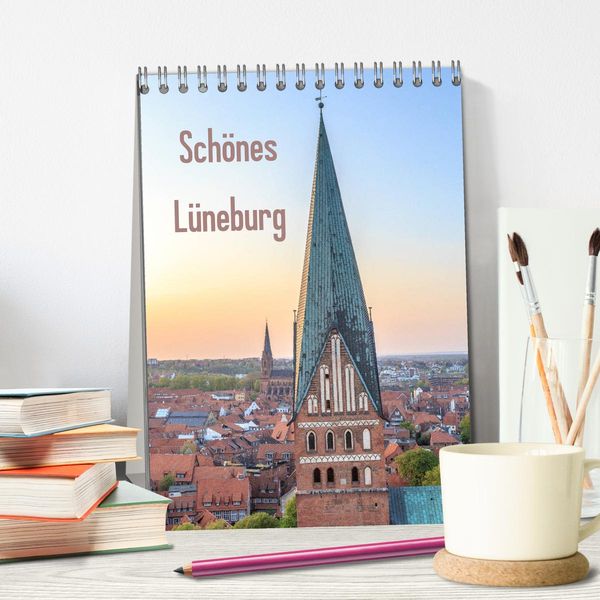 Produktbild: Sch&ouml;nes L&uuml;neburg (Tischkalender 2026 DIN A5 hoch), CALVENDO Monatskalender