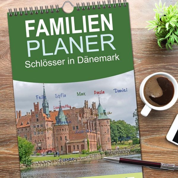 Produktbild: Familienplaner 2026 - Schl&ouml;sser in D&auml;nemark mit 5 Spalten (Wandkalender, 21 x 45 cm) CALVENDO