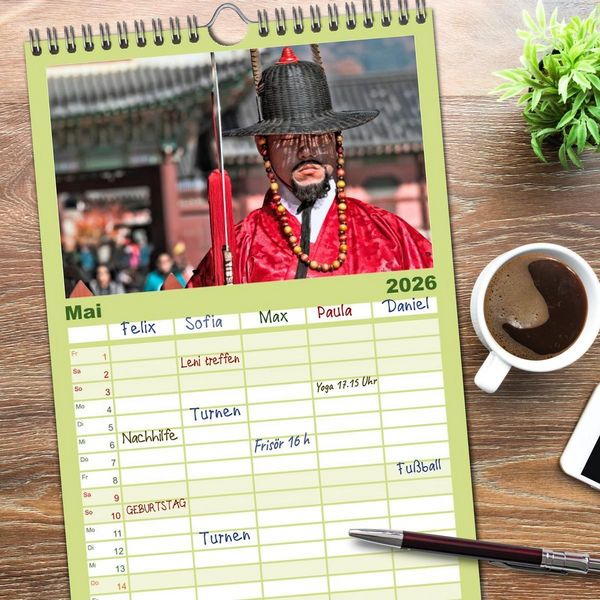 Produktbild: Familienplaner 2026 - S&uuml;dkorea - Hightech und viel Tradition mit 5 Spalten (Wandkalender, 21 x 45 cm) CALVENDO