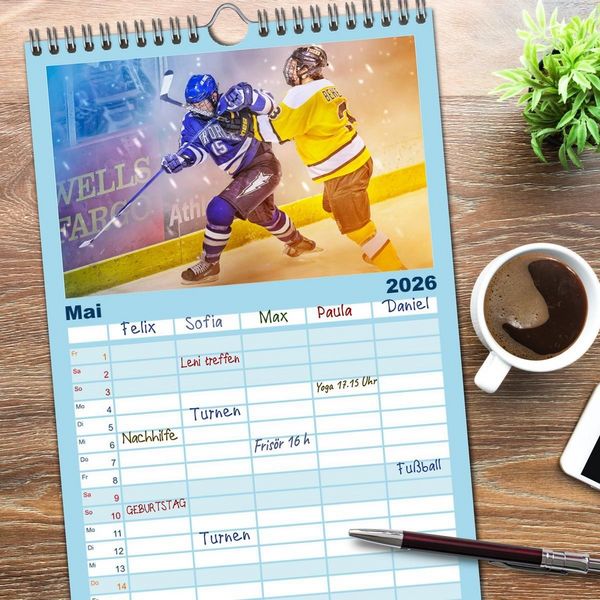 Produktbild: Familienplaner 2026 - Eishockey - Fight mit 5 Spalten (Wandkalender, 21 x 45 cm) CALVENDO