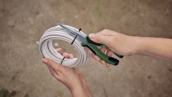 Produktbild: Bosch Home and Garden 1600A032VC Spitzzange 18cm