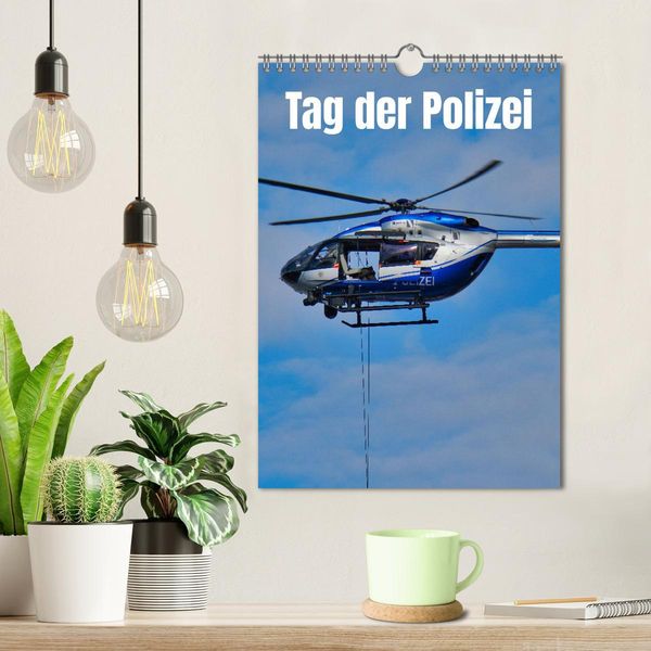 Produktbild: Tag der Polizei (Wandkalender 2026 DIN A4 hoch), CALVENDO Monatskalender