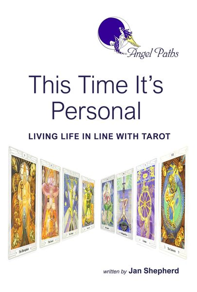 Produktbild: This Time It's Personal (Angel Paths Tarot Guides, #3)