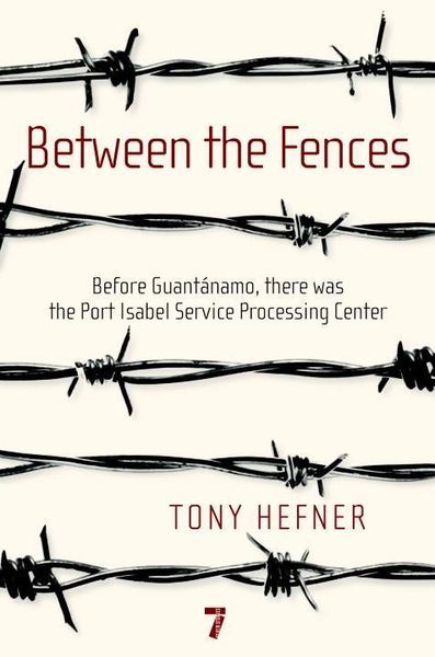 Produktbild: Between the Fences