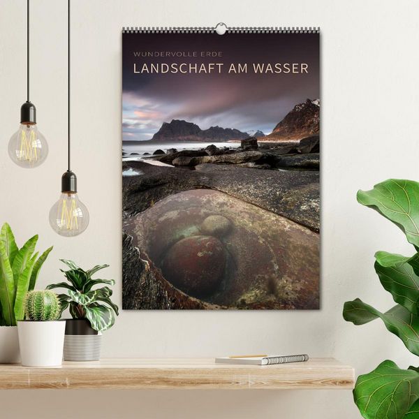 Produktbild: LANDSCHAFT AM WASSER (Wandkalender 2026 DIN A2 hoch), CALVENDO Monatskalender