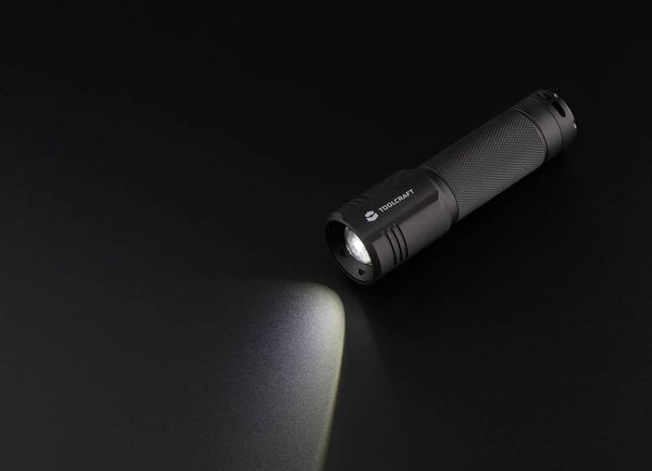 Produktbild: TOOLCRAFT SMD LED Taschenlampe verstellbar batteriebetrieben 600lm 15h 144g
