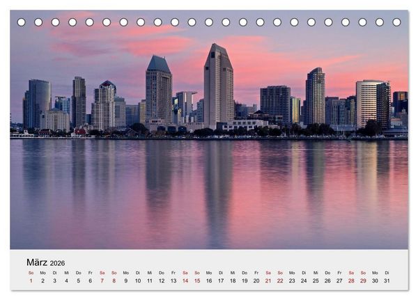 Produktbild: Kalifornien - K&uuml;sten und W&uuml;sten, St&auml;dte und Berge (Tischkalender 2026 DIN A5 quer), CALVENDO Monatskalender
