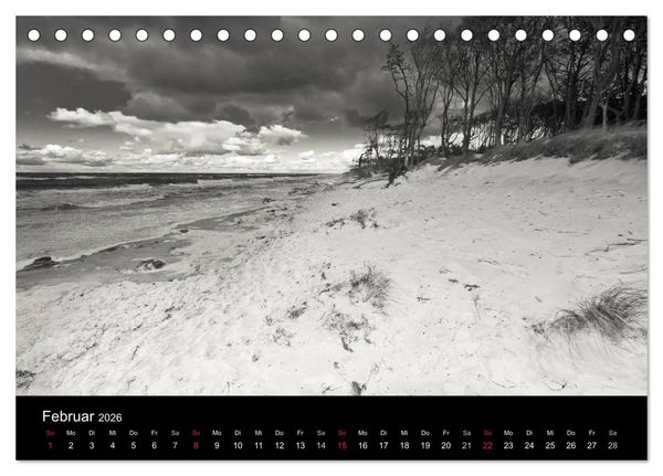 Produktbild: Strandspaziergang an der Ostsee (Tischkalender 2026 DIN A5 quer), CALVENDO Monatskalender