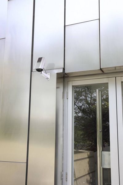 Produktbild: Sygonix SY-3420674 Kamera-Attrappe mit Solarmodul, mit blinkender LED