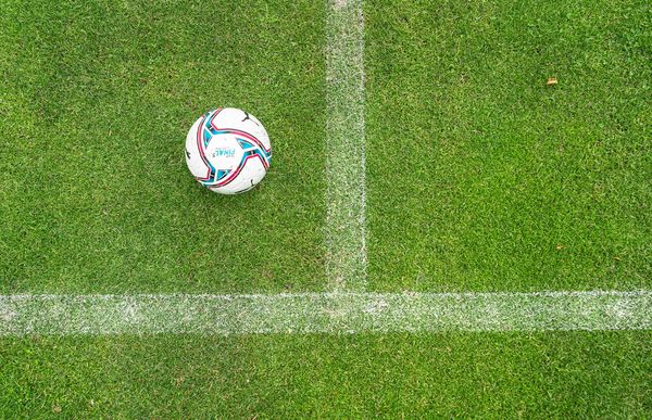 Produktbild: Julius forscht - Fu&szlig;ball