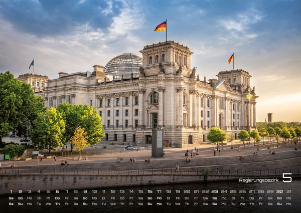 Produktbild: Berlin - Zwischen Spree und Skyline - 2027 - Kalender DIN A2