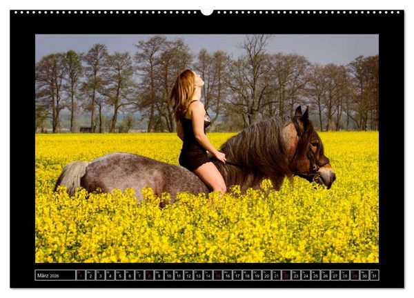 Produktbild: Titanen Girls 2026 - erotische Frauen und starke Pferde (hochwertiger Premium Wandkalender 2026 DIN A2 quer), Kunstdruck in Hochglanz