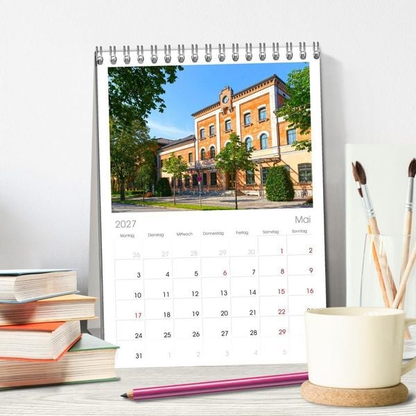 Produktbild: Tischplaner 2027 - Rosenheim - Die Stadt vor den Bergen (A5 Tischkalender zum Aufstellen) CALVENDO