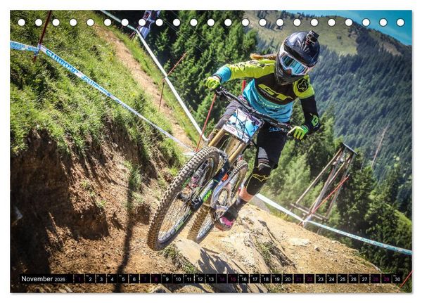Produktbild: Women Downhill Racing (Tischkalender 2026 DIN A5 quer), CALVENDO Monatskalender