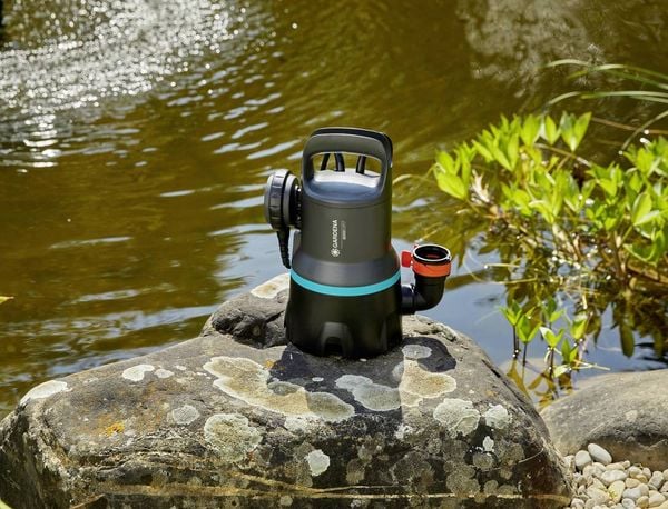 Produktbild: GARDENA 09040-61 9000 Schmutzwasser-Tauchpumpe 9000 l/h 6m