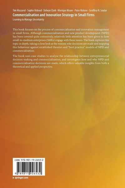 Produktbild: Commercialisation and Innovation Strategy in Small Firms