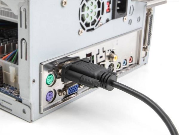 Produktbild: Delock Seriell Anschlusskabel [1x D-SUB-Stecker 9pol. - 1x D-SUB-Buchse 9pol.] 2m Schwarz