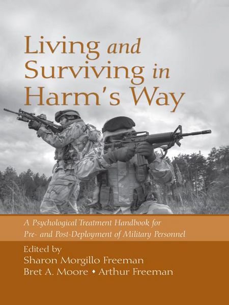 Produktbild: Living and Surviving in Harm's Way