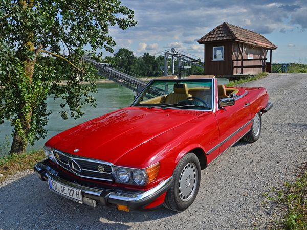 Produktbild: CALVENDO Puzzle Ein Stern f&uuml;r Amerika - Mercedes Benz 560 SL 1000 Teile Lege-Gr&ouml;&szlig;e 64 x 48 cm Foto-Puzzle Bild von Ingo Laue