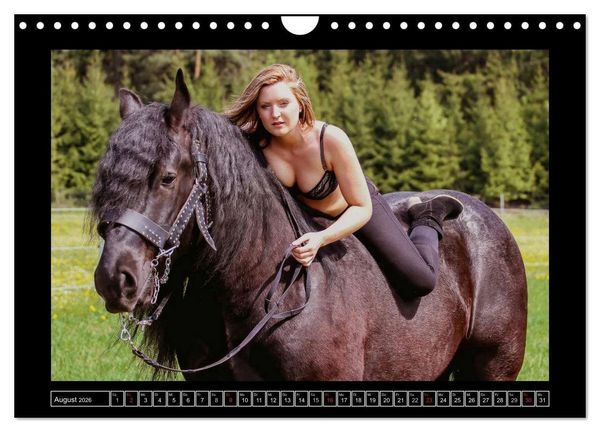 Produktbild: Titanen Girls 2026 - erotische Frauen und starke Pferde (Wandkalender 2026 DIN A4 quer), CALVENDO Monatskalender