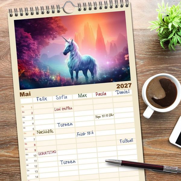 Produktbild: Familienplaner 2027 - Magische Momente im Land der Einh&ouml;rner mit 5 Spalten (Wandkalender, 21 x 45 cm) CALVENDO
