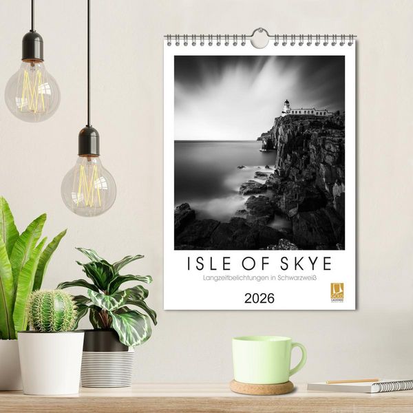 Produktbild: Isle of Skye - Langzeitbelichtungen in Schwarzwei&szlig; (Wandkalender 2026 DIN A4 hoch), CALVENDO Monatskalender