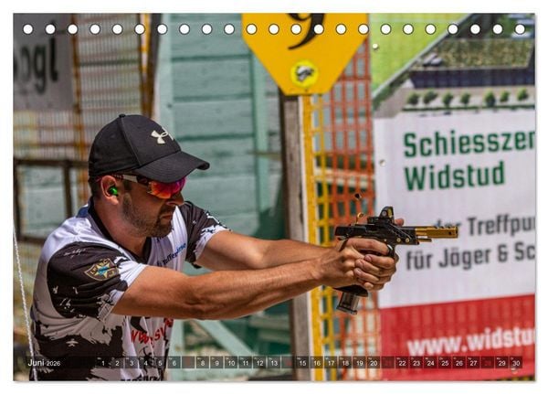 Produktbild: IPSC - Dynamischer Schie&szlig;sport (Tischkalender 2026 DIN A5 quer), CALVENDO Monatskalender