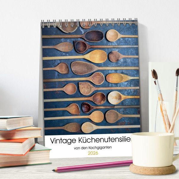 Produktbild: Vintage K&uuml;chenutensilien (Tischkalender 2026 DIN A5 hoch), CALVENDO Monatskalender
