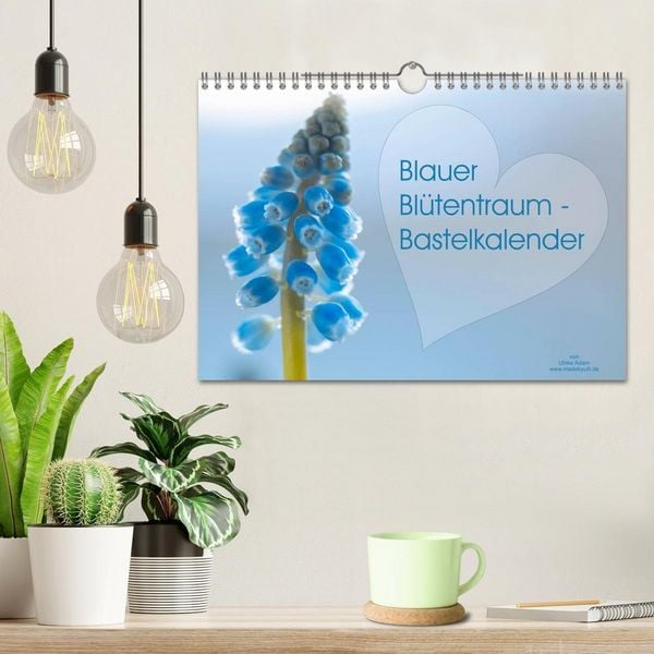 Produktbild: Blauer Bl&uuml;tentraum - Bastelkalender (Wandkalender 2027 DIN A4 quer), CALVENDO Monatskalender